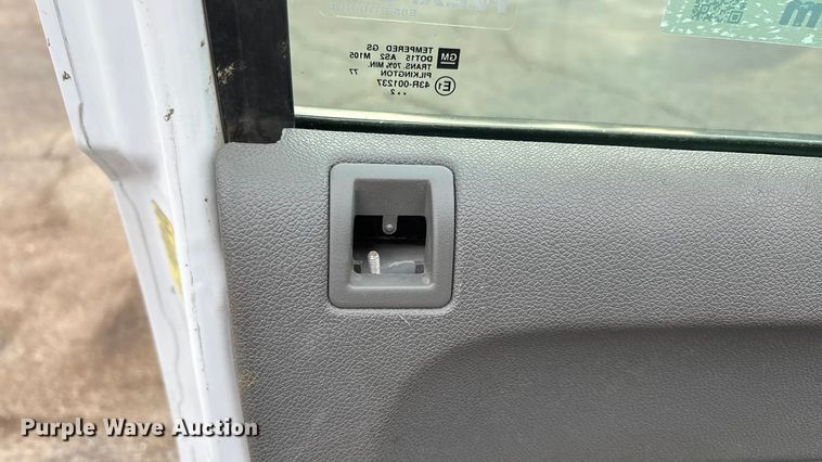 image for item DW7332 2012 Chevrolet Silverado 1500 pickup truck