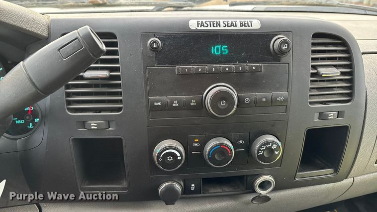 image for item DW7332 2012 Chevrolet Silverado 1500 pickup truck