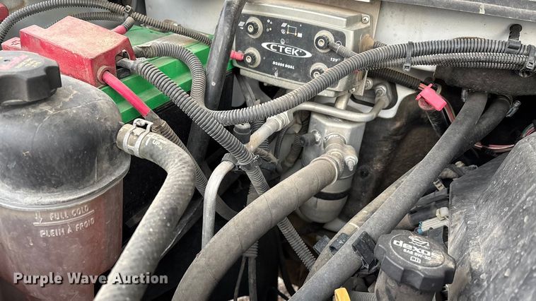 image for item DW7332 2012 Chevrolet Silverado 1500 pickup truck