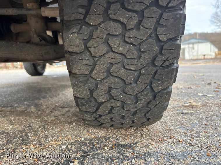 image for item DW7332 2012 Chevrolet Silverado 1500 pickup truck