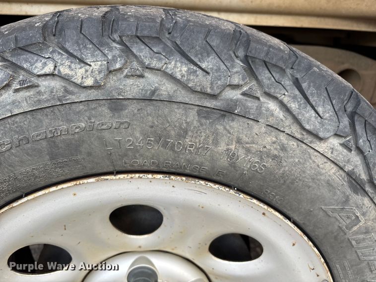 image for item DW7332 2012 Chevrolet Silverado 1500 pickup truck