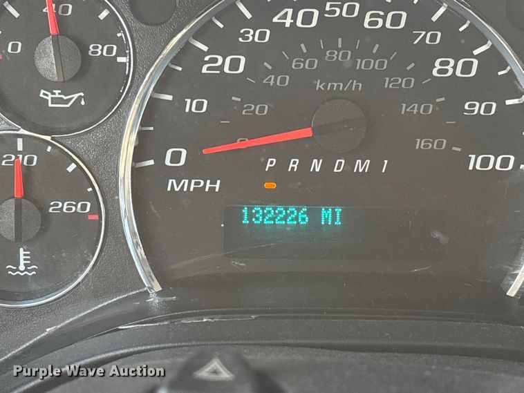 image for item DW7333 2017 Chevrolet Express 2500 van