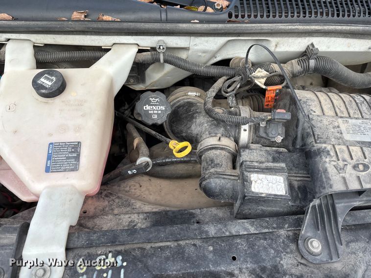 image for item DW7333 2017 Chevrolet Express 2500 van