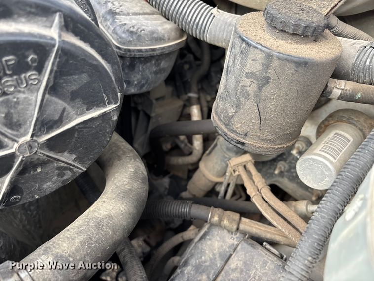 image for item DW7333 2017 Chevrolet Express 2500 van