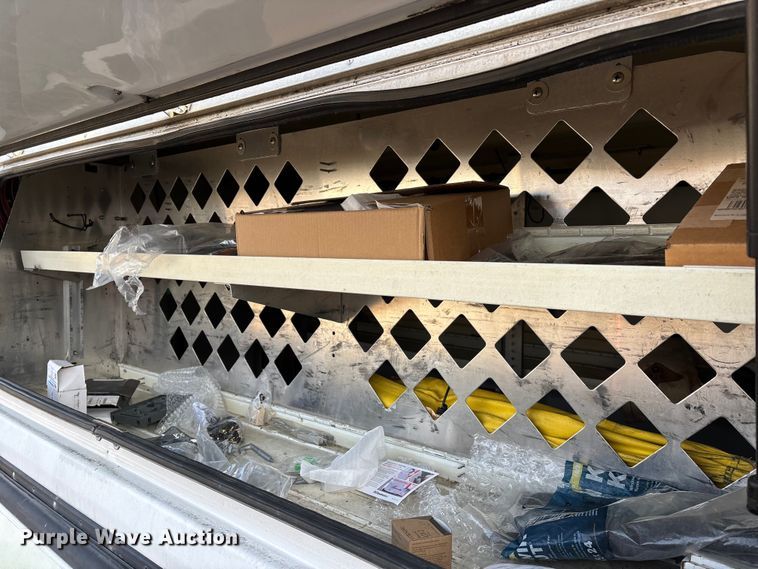 image for item DW7334 2010 Ford F150 pickup truck