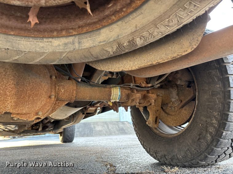 image for item DW7334 2010 Ford F150 pickup truck