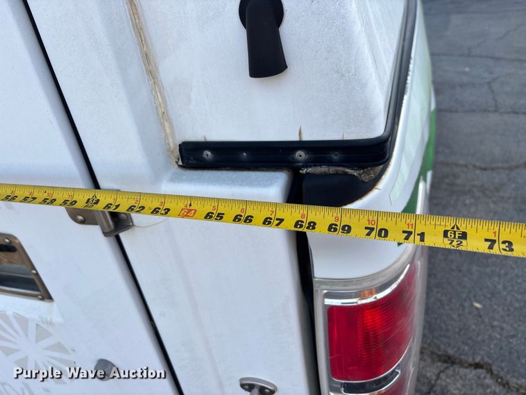 image for item DW7334 2010 Ford F150 pickup truck