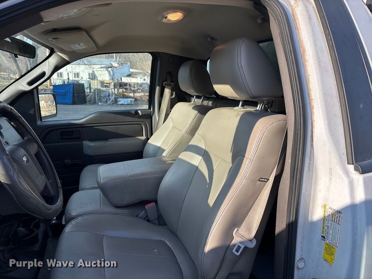 image for item DW7334 2010 Ford F150 pickup truck