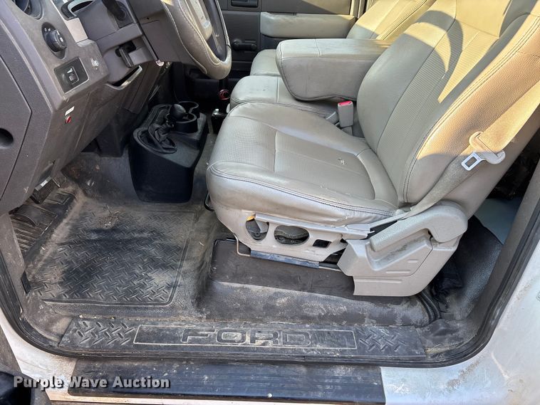 image for item DW7334 2010 Ford F150 pickup truck