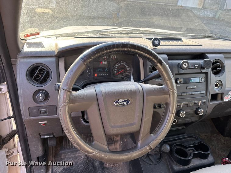 image for item DW7334 2010 Ford F150 pickup truck