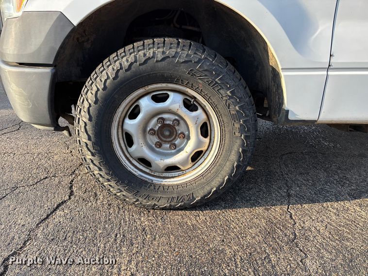 image for item DW7334 2010 Ford F150 pickup truck