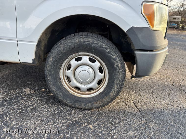 image for item DW7334 2010 Ford F150 pickup truck