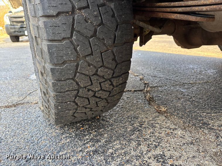 image for item DW7334 2010 Ford F150 pickup truck