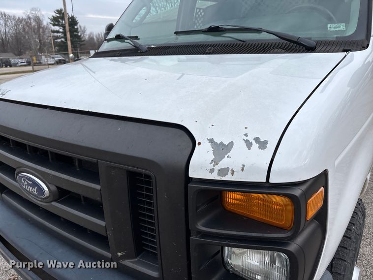 image for item DW7335 2012 Ford E250 van
