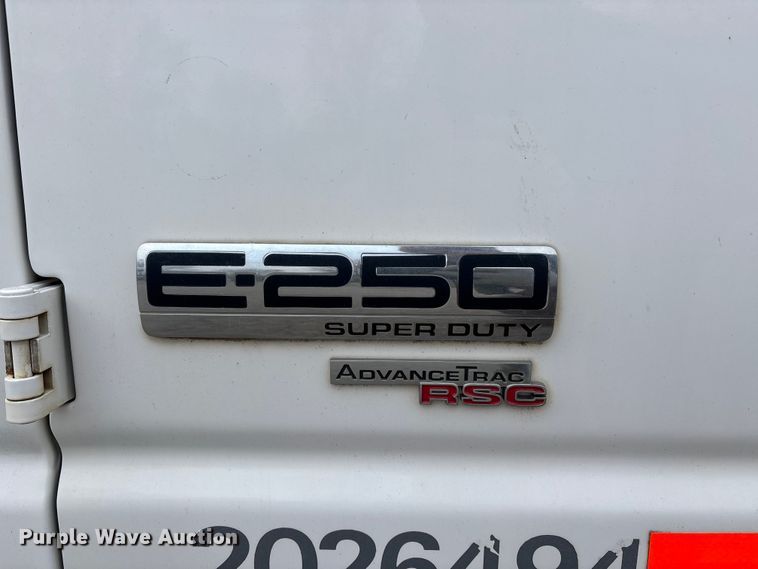 image for item DW7335 2012 Ford E250 van