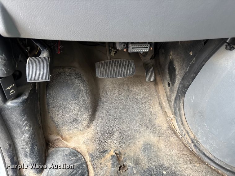 image for item DW7335 2012 Ford E250 van