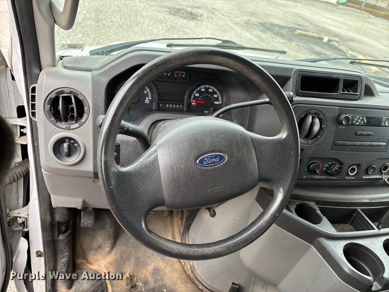 image for item DW7335 2012 Ford E250 van