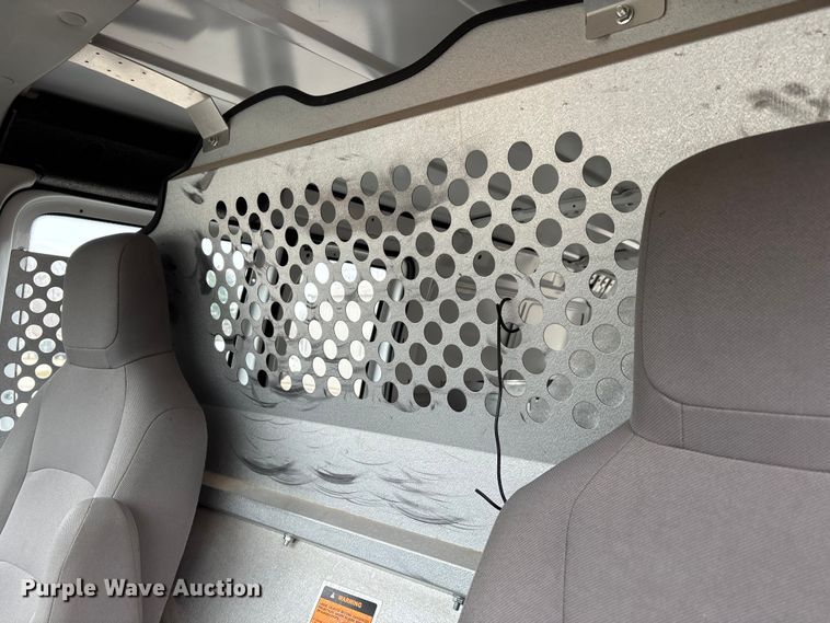 image for item DW7335 2012 Ford E250 van