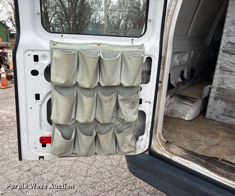 image for item DW7335 2012 Ford E250 van