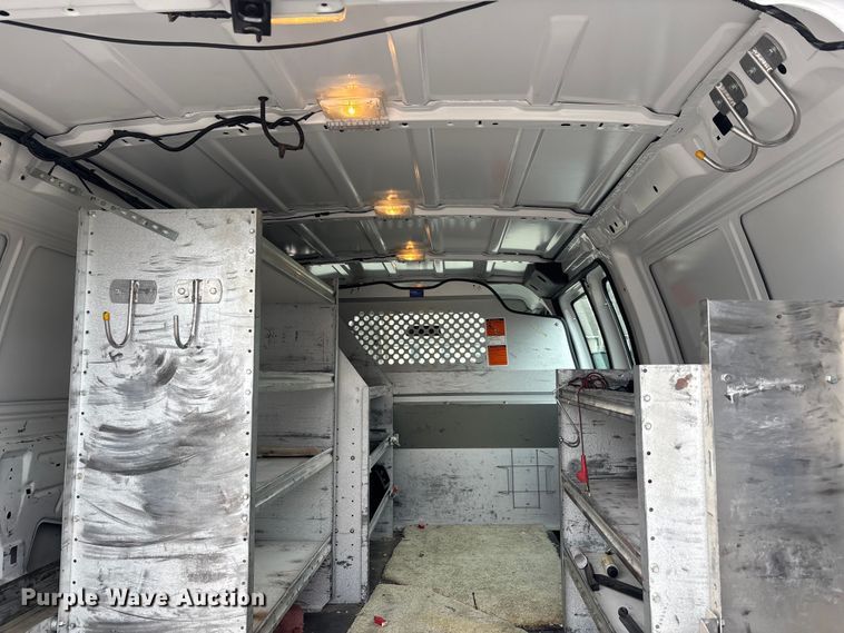 image for item DW7335 2012 Ford E250 van