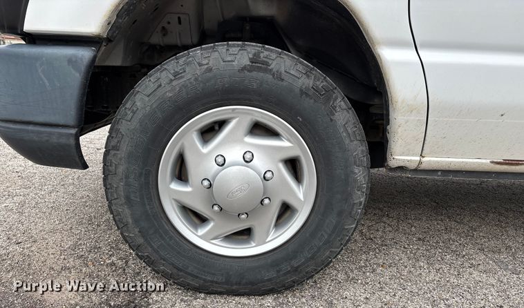 image for item DW7335 2012 Ford E250 van