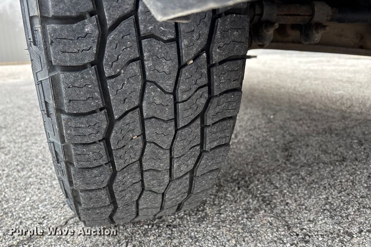 image for item DW7335 2012 Ford E250 van