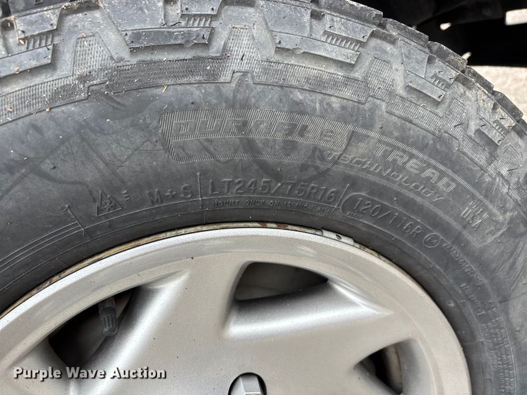 image for item DW7335 2012 Ford E250 van