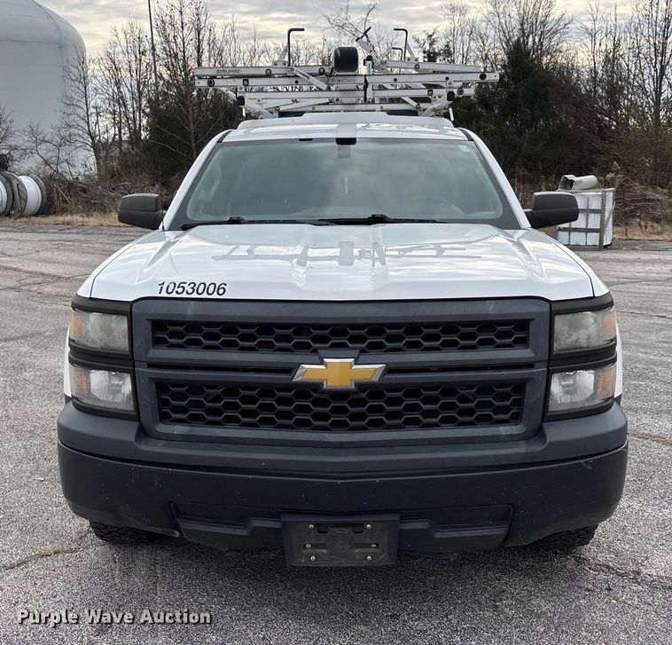 image for item DW7336 2015 Chevrolet Silverado pickup truck