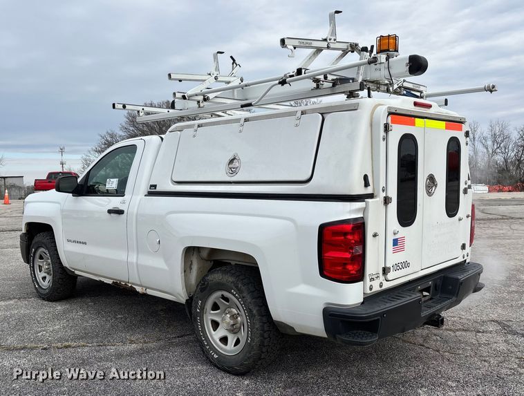 image for item DW7336 2015 Chevrolet Silverado pickup truck