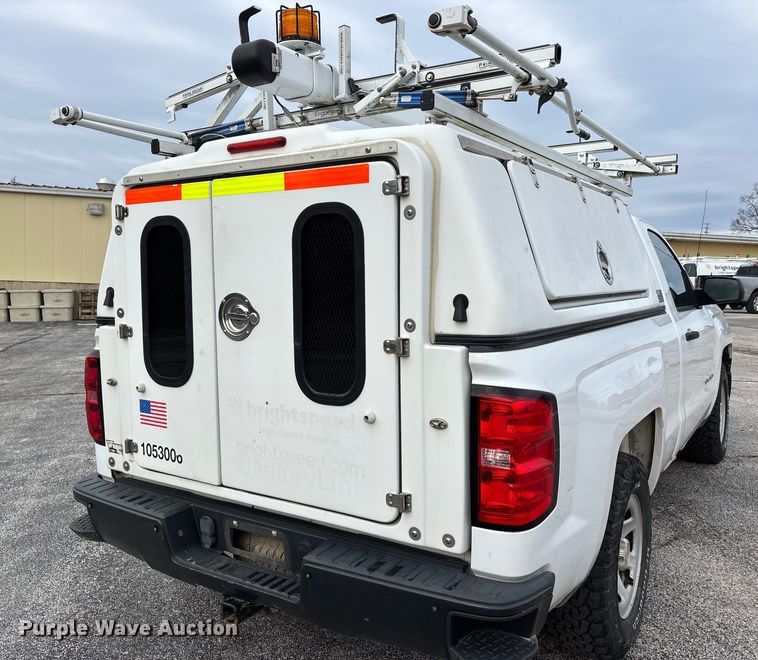 image for item DW7336 2015 Chevrolet Silverado pickup truck