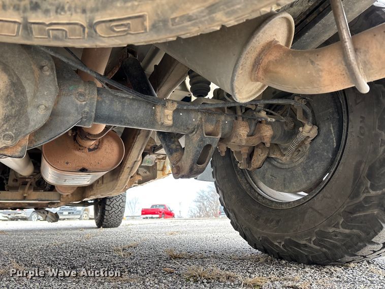 image for item DW7336 2015 Chevrolet Silverado pickup truck