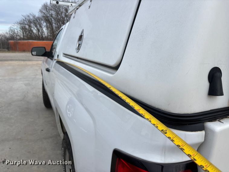 image for item DW7336 2015 Chevrolet Silverado pickup truck