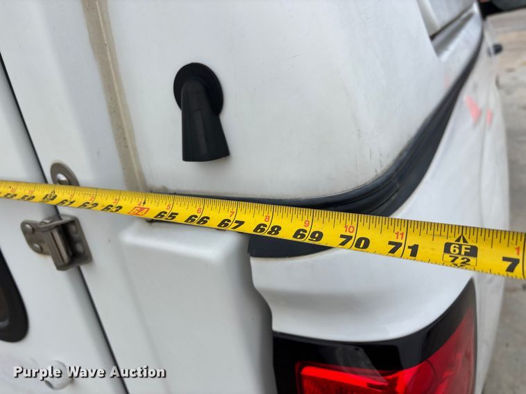 image for item DW7336 2015 Chevrolet Silverado pickup truck