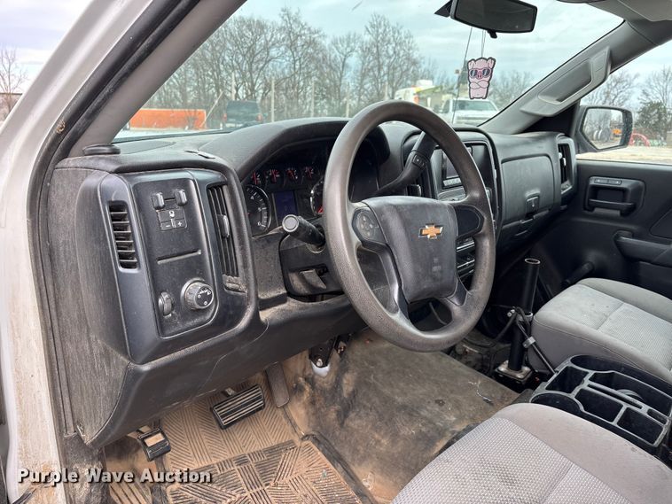 image for item DW7336 2015 Chevrolet Silverado pickup truck