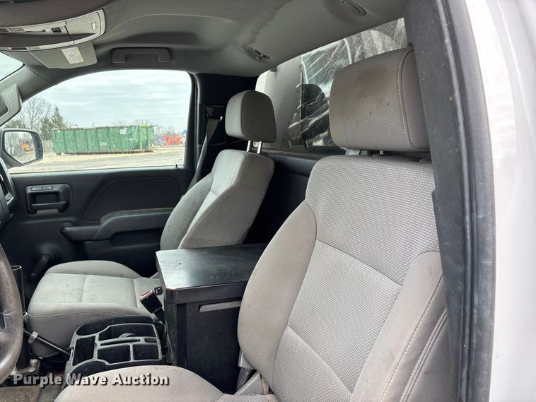 image for item DW7336 2015 Chevrolet Silverado pickup truck