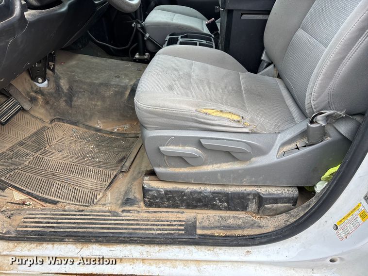 image for item DW7336 2015 Chevrolet Silverado pickup truck