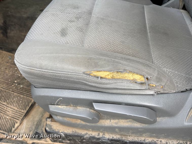 image for item DW7336 2015 Chevrolet Silverado pickup truck