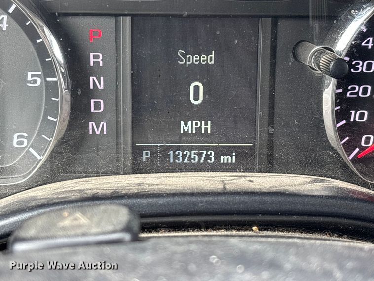 image for item DW7336 2015 Chevrolet Silverado pickup truck