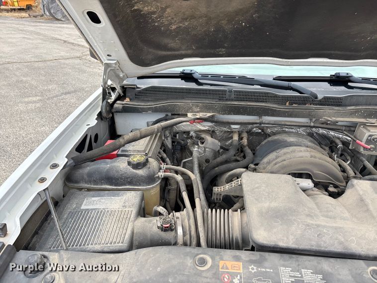 image for item DW7336 2015 Chevrolet Silverado pickup truck