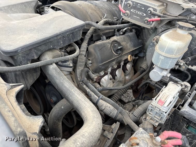 image for item DW7336 2015 Chevrolet Silverado pickup truck