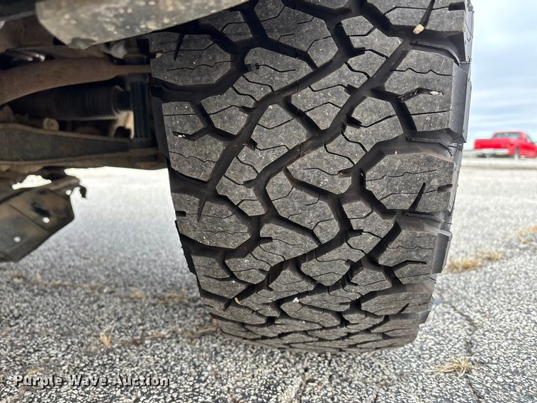 image for item DW7336 2015 Chevrolet Silverado pickup truck