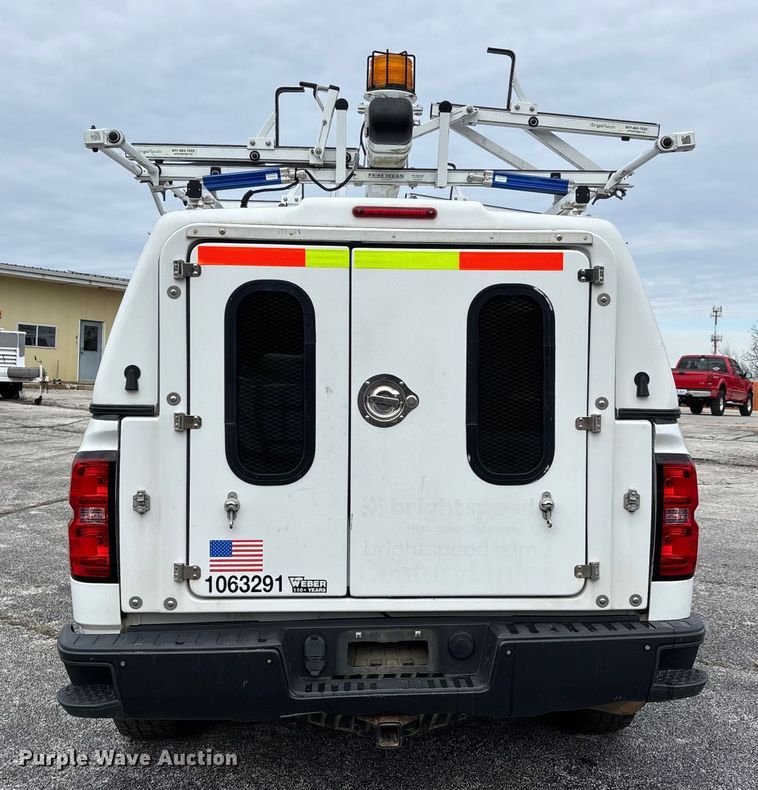 image for item DW7337 2016 Chevrolet Silverado 1500 pickup truck