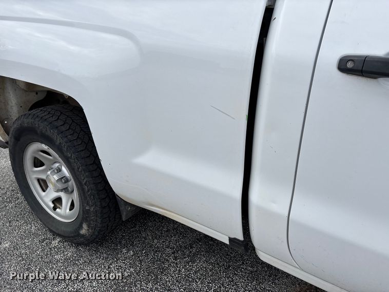 image for item DW7337 2016 Chevrolet Silverado 1500 pickup truck