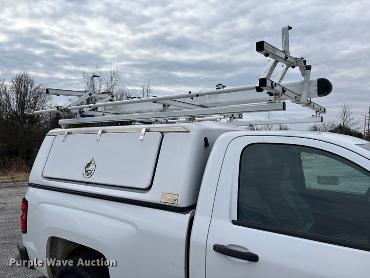 image for item DW7337 2016 Chevrolet Silverado 1500 pickup truck