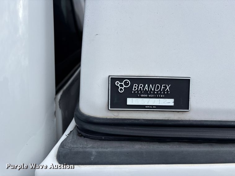 image for item DW7337 2016 Chevrolet Silverado 1500 pickup truck