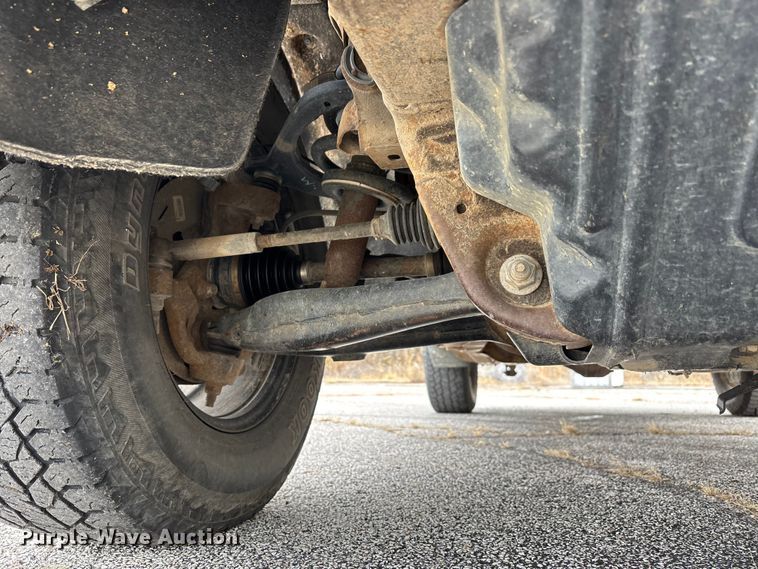 image for item DW7337 2016 Chevrolet Silverado 1500 pickup truck