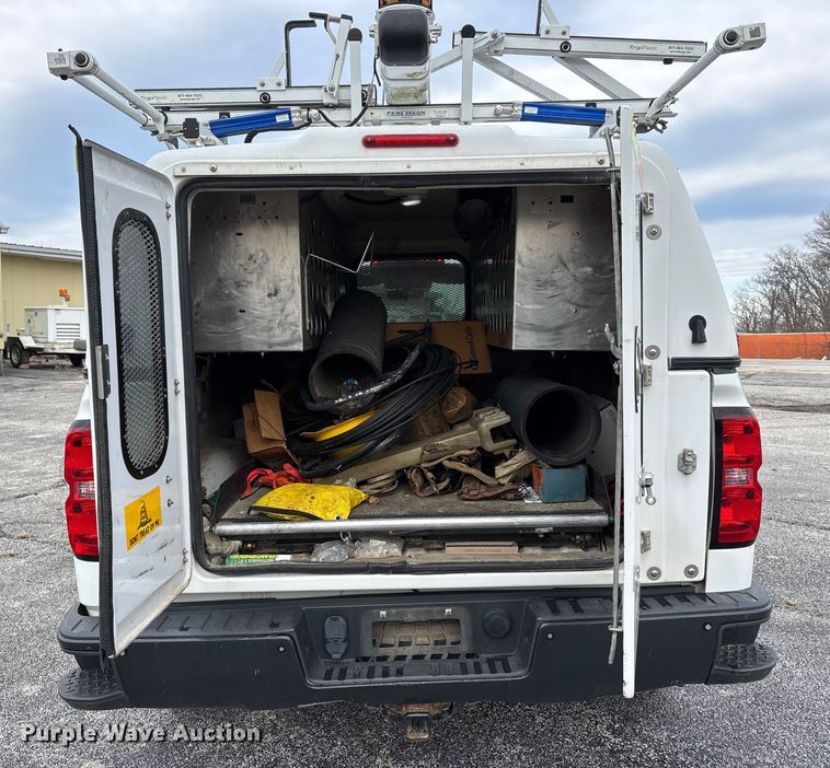 image for item DW7337 2016 Chevrolet Silverado 1500 pickup truck