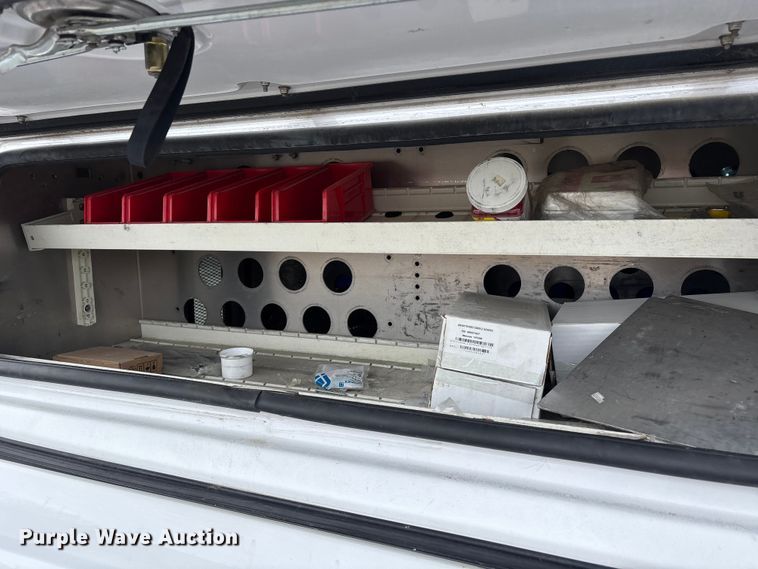 image for item DW7337 2016 Chevrolet Silverado 1500 pickup truck