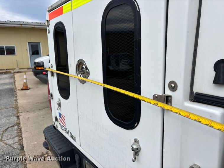 image for item DW7337 2016 Chevrolet Silverado 1500 pickup truck