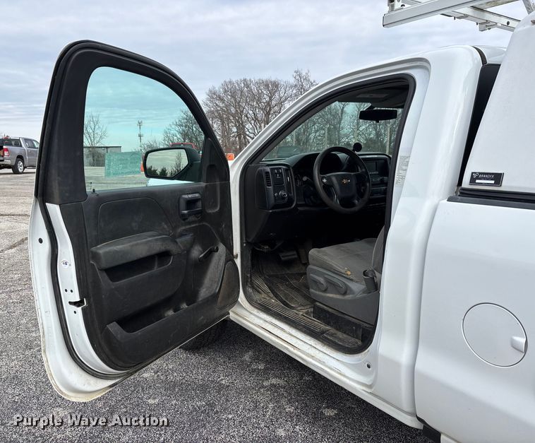 image for item DW7337 2016 Chevrolet Silverado 1500 pickup truck